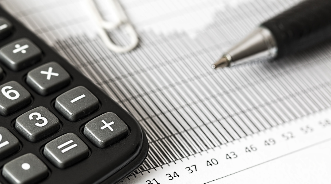 6 Reasons To Look at Your Financial Reports